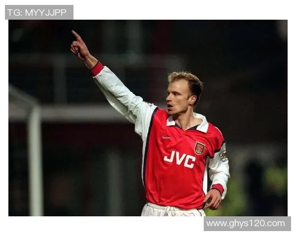 荷兰足球传奇人物回顾：从克鲁伊夫到范巴斯滕的辉煌岁月